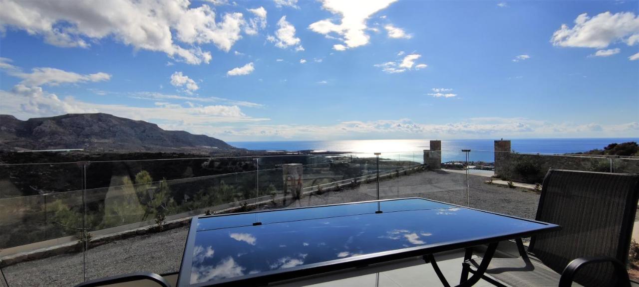 Thea Villas Makrýgialos Exteriér fotografie